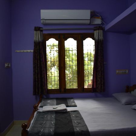 Rainbow Guest House Tiruvannamalai Exterior photo
