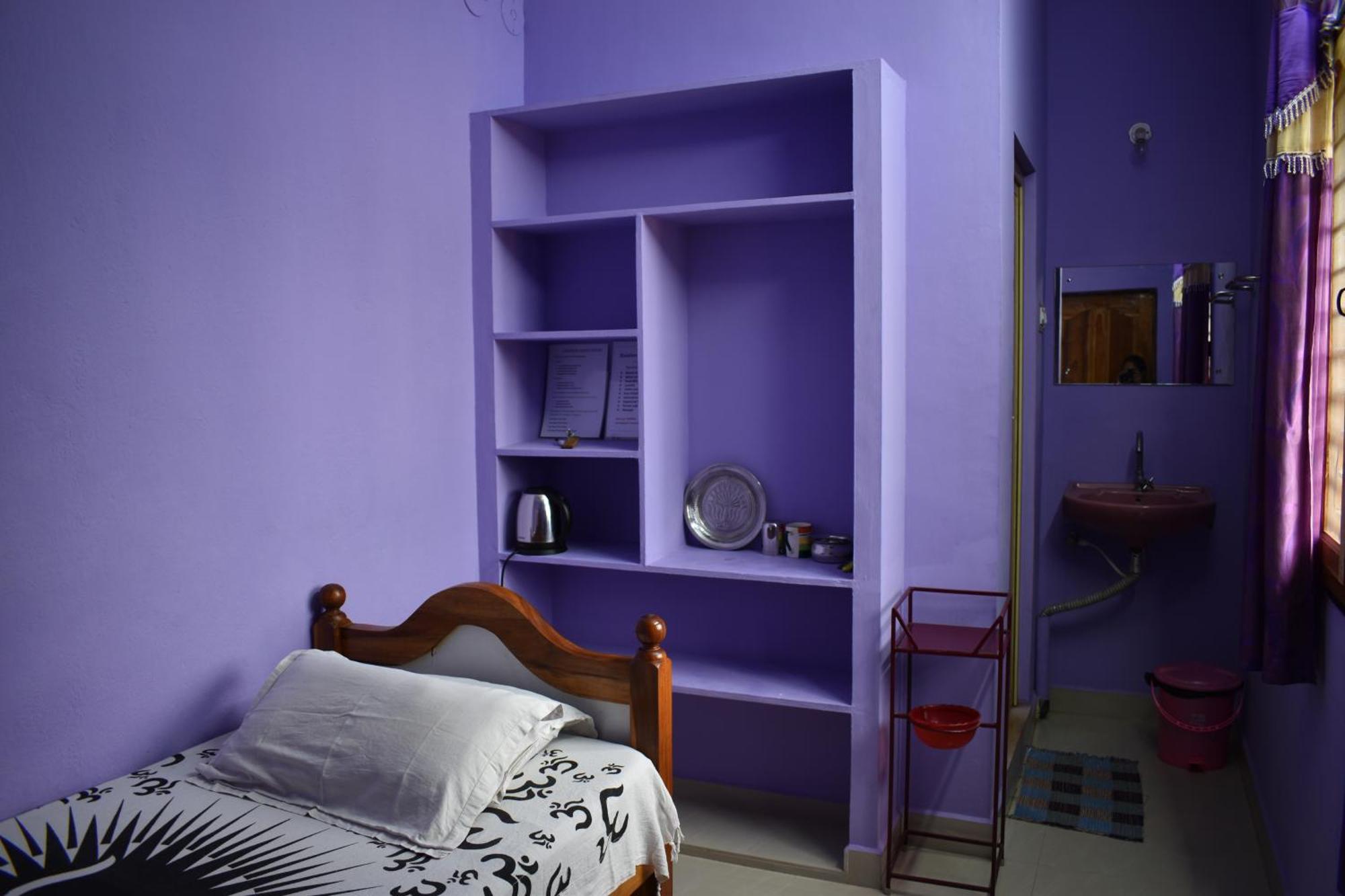 Rainbow Guest House Tiruvannamalai Exterior photo