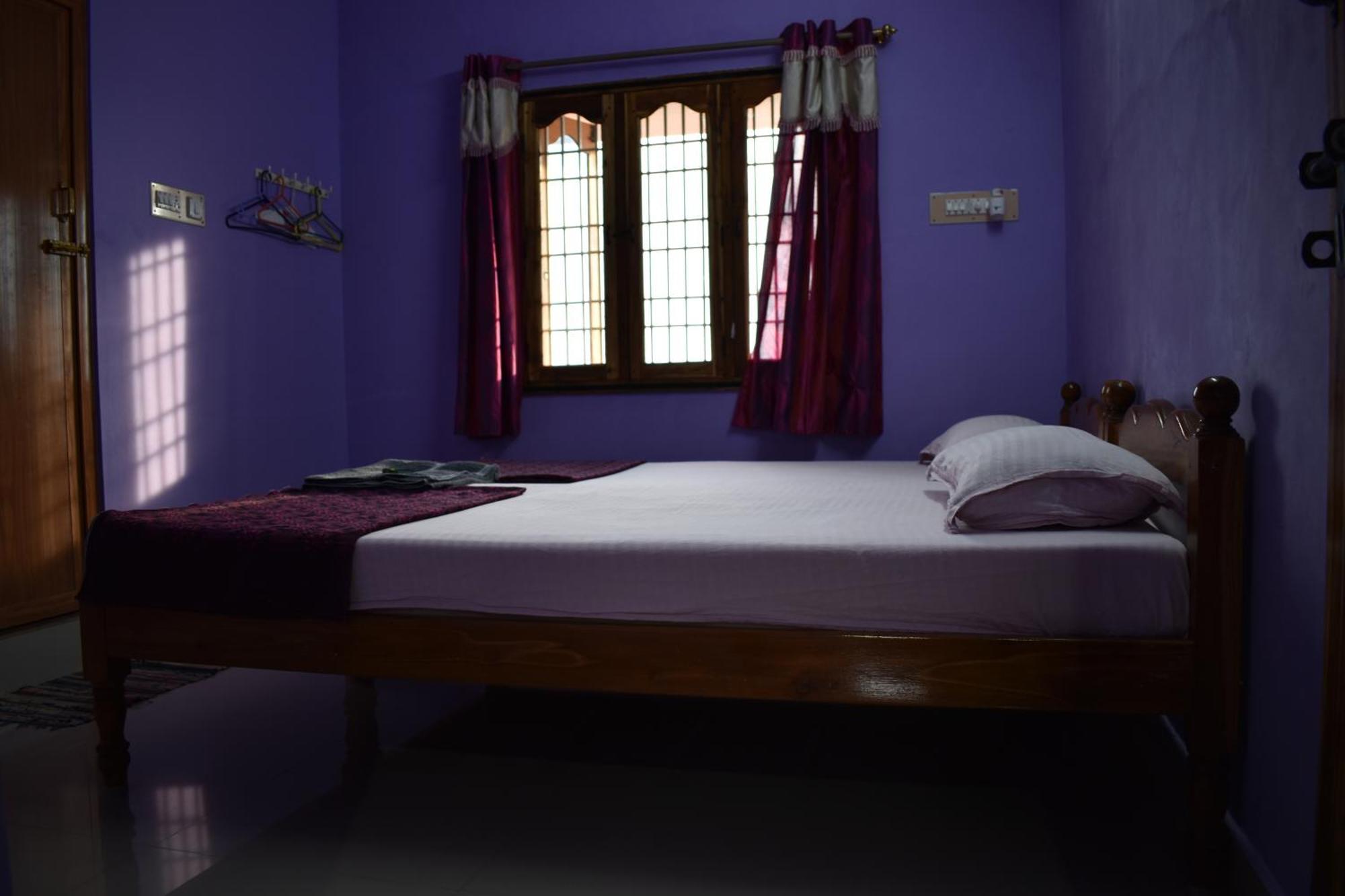 Rainbow Guest House Tiruvannamalai Exterior photo