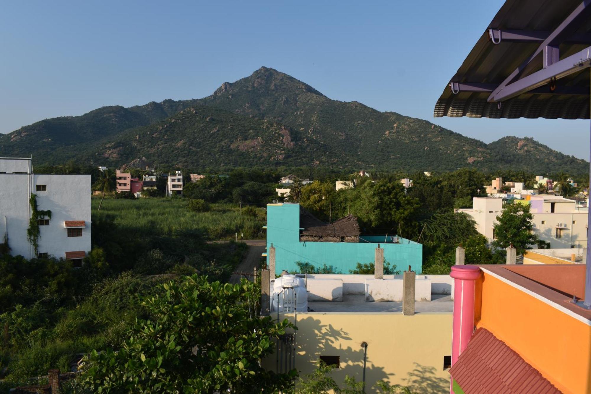 Rainbow Guest House Tiruvannamalai Exterior photo
