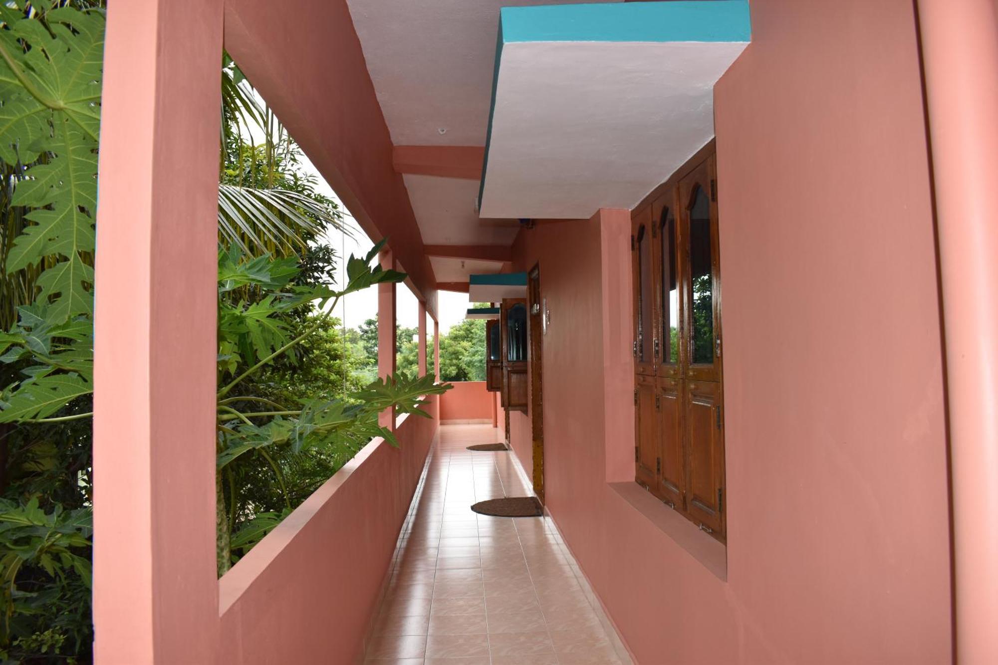 Rainbow Guest House Tiruvannamalai Exterior photo