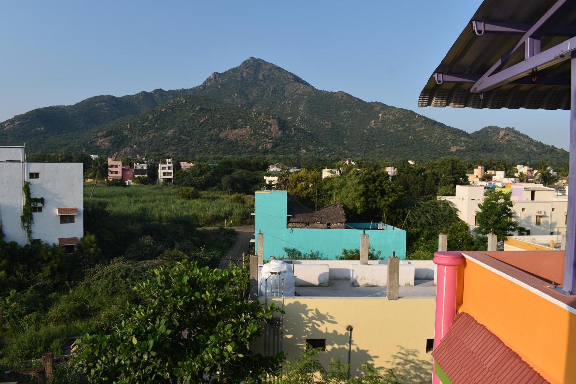 Rainbow Guest House Tiruvannamalai Exterior photo
