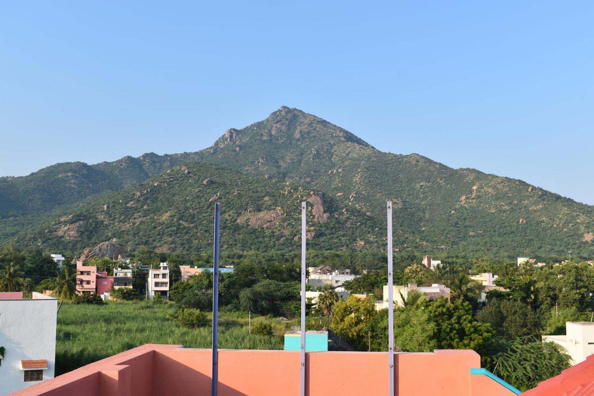 Rainbow Guest House Tiruvannamalai Exterior photo